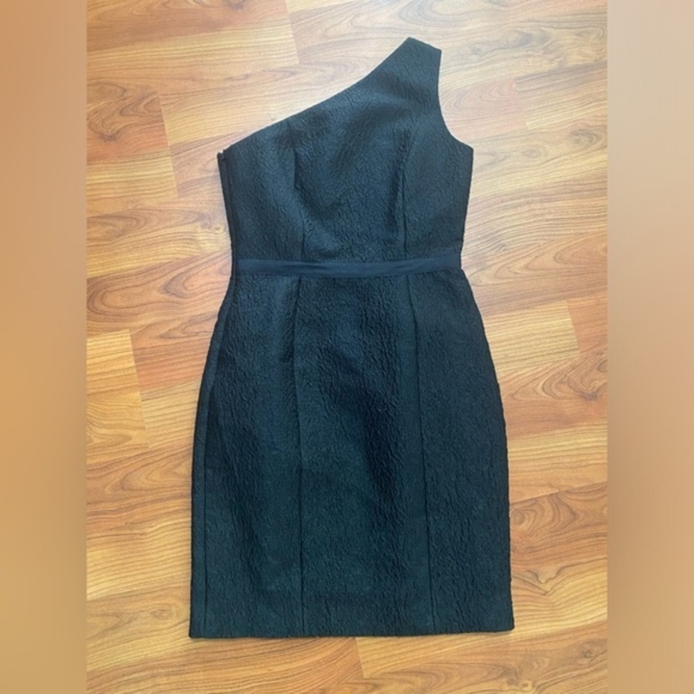 HALSTON HERITAGE new with tags black one shoulder 5% wool dress evening wear 6